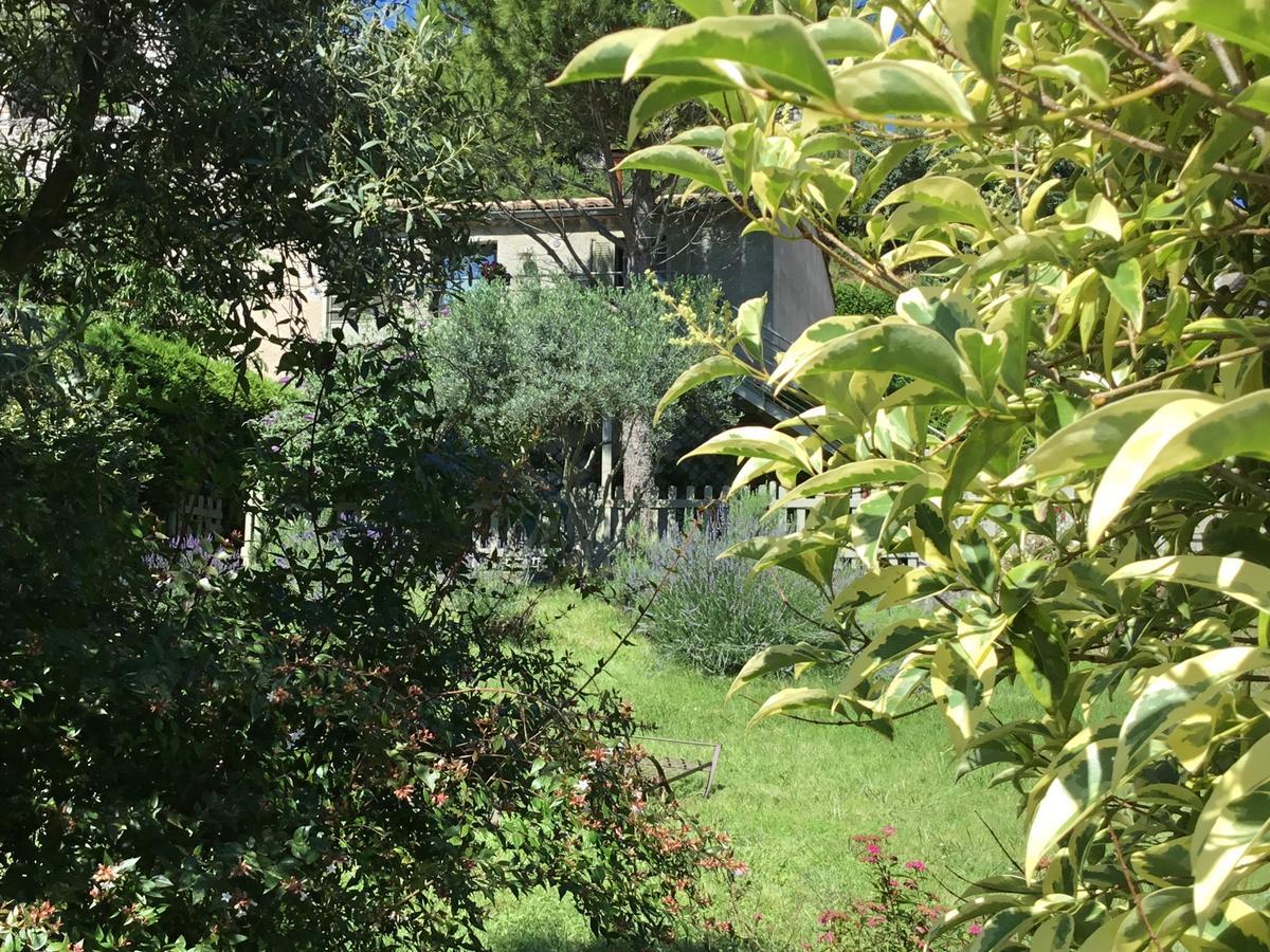 La Cabane De Pepe Emilien Bed & Breakfast Chomerac Bagian luar foto